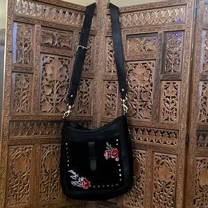 Rose embroidered crossover